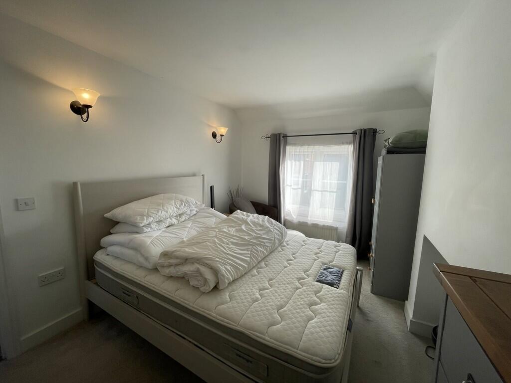 bed 1