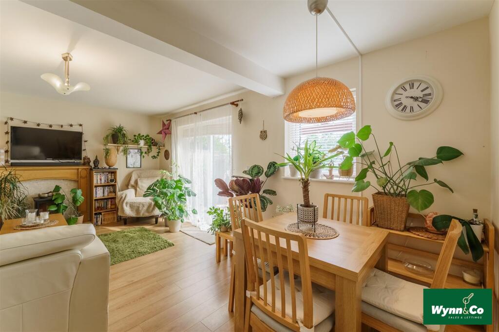 31 Devon Grove-1003L.jpg