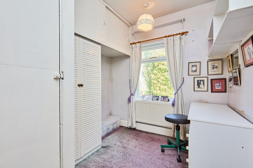 Edward Knight 202...