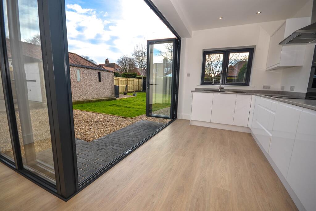 Open Plan Kitchen Lo