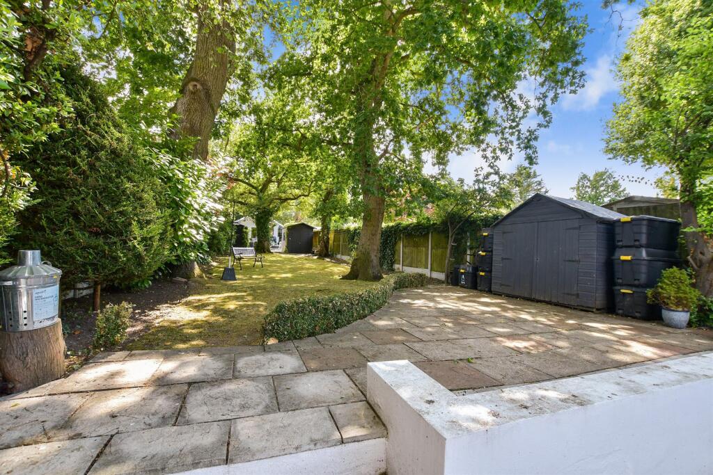 Patio / Decking