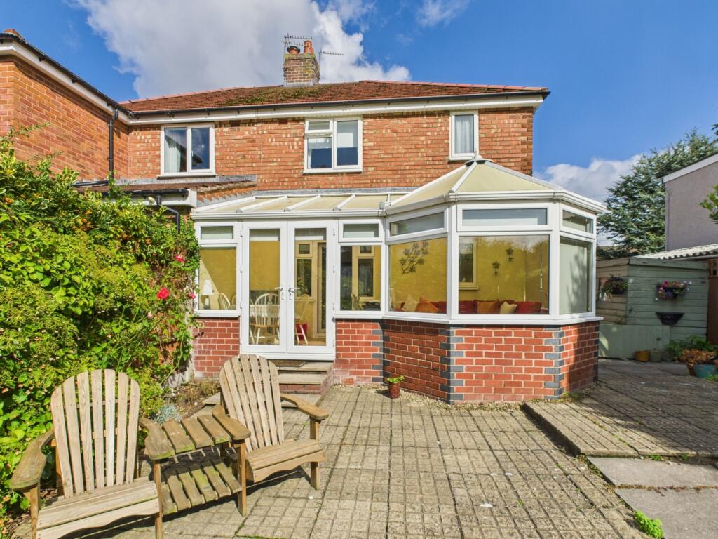 CAM02386G0-PR0145-STILL008