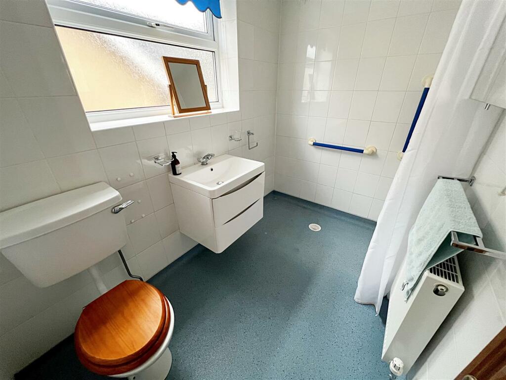 WET ROOM