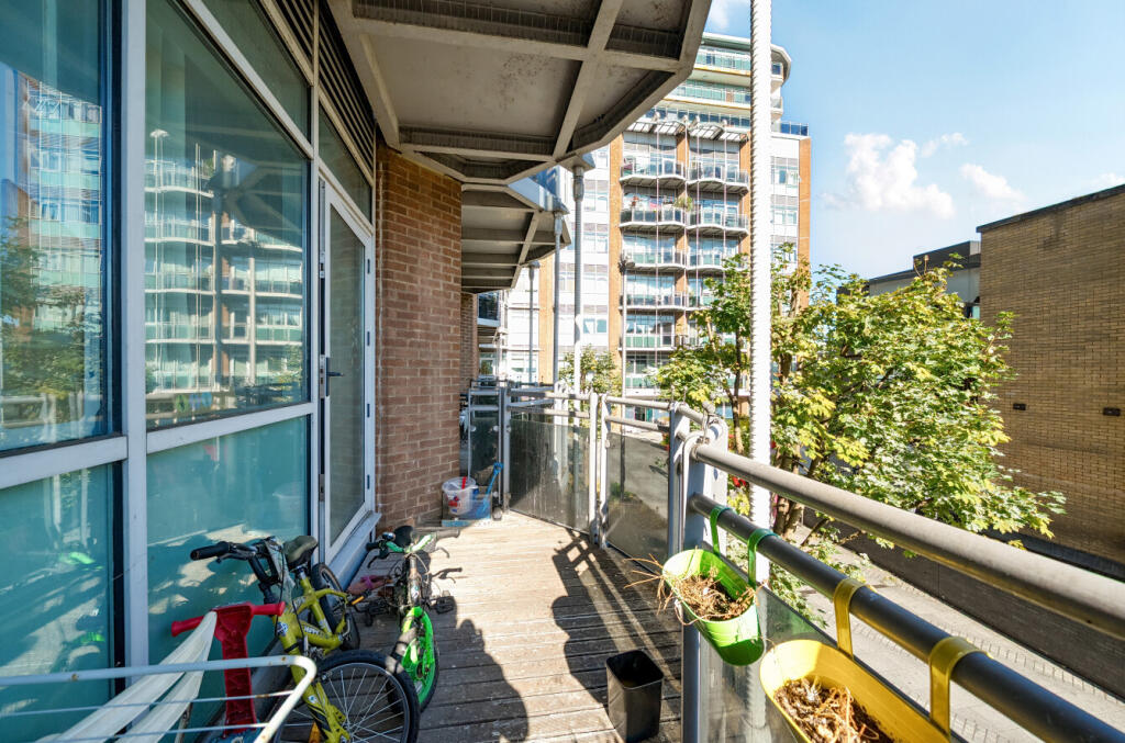 1363899-16-68e4ac...