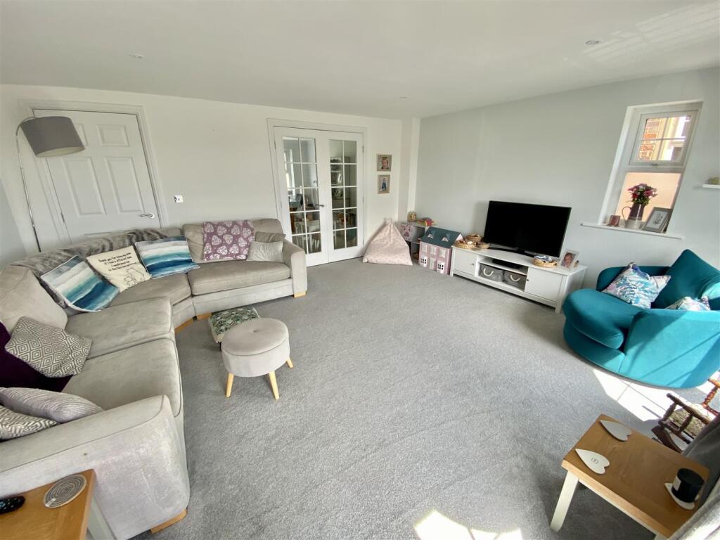 Bramleys Estate Agents - Whitley Road - Dewsbury (