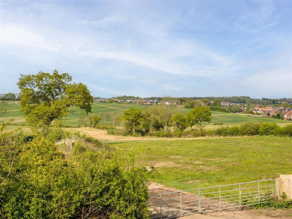 The Meadows - Plot 7-3.jpg