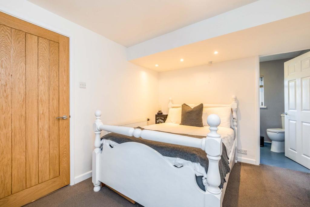 Annexe Bedroom