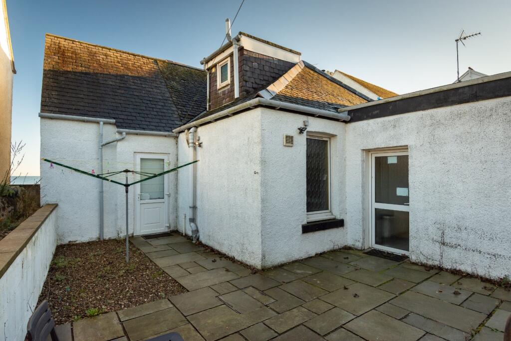 East Row, Carnoustie, DD7