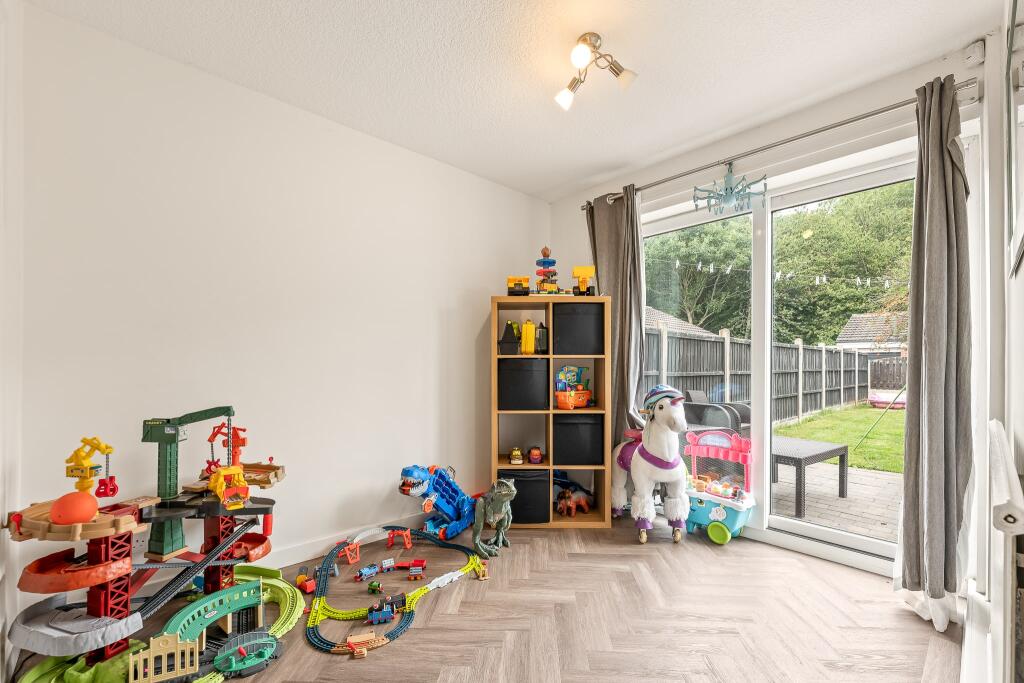 Dining Room/Playroom