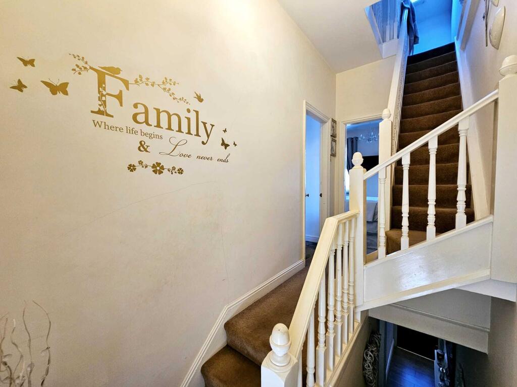 b027266b-aee3-4516-b39c-45d1873309dd