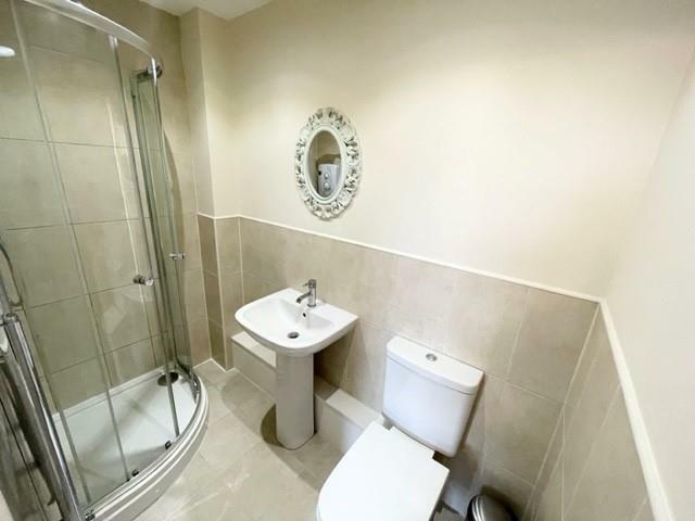 En Suite.jpg
