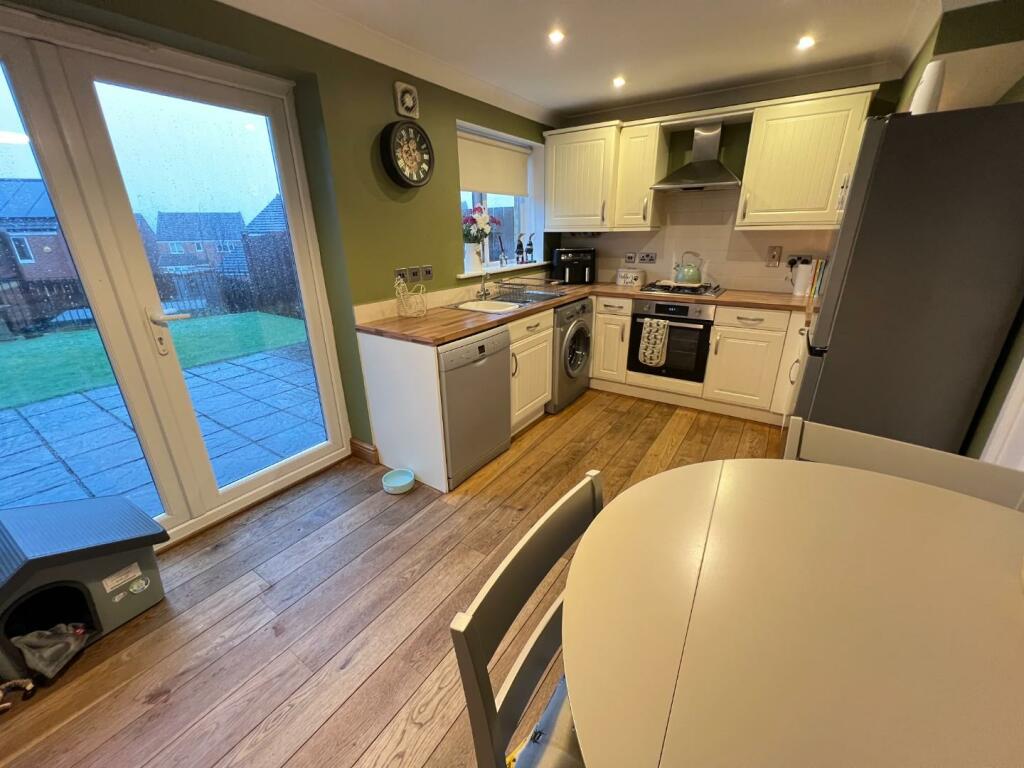 Kitchen/Dining Room