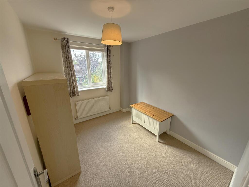 Bedroom 4.JPG