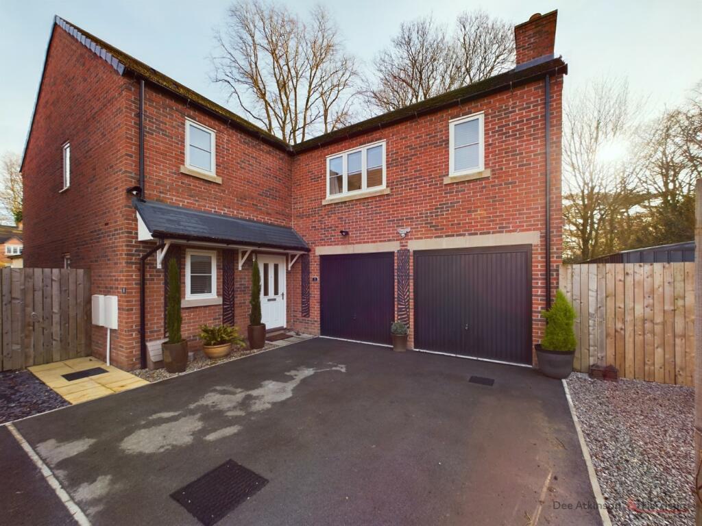 5 Bedroom Detached House- For Sale