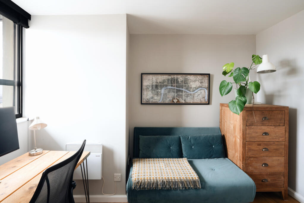 324225 - MP06324.jpg