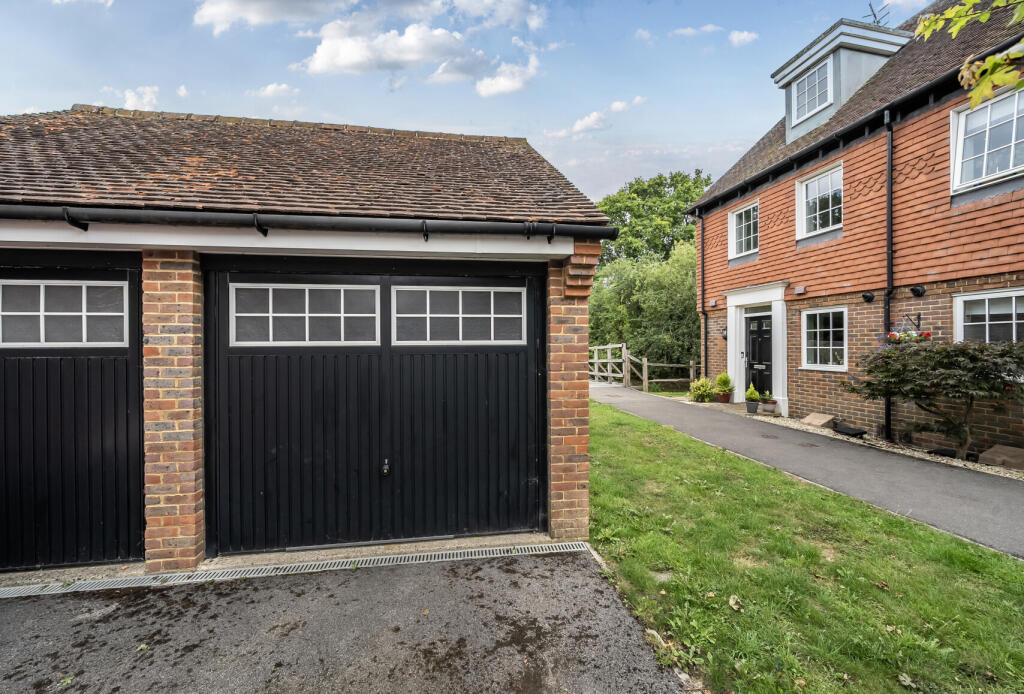 1325630-20-688cd5...