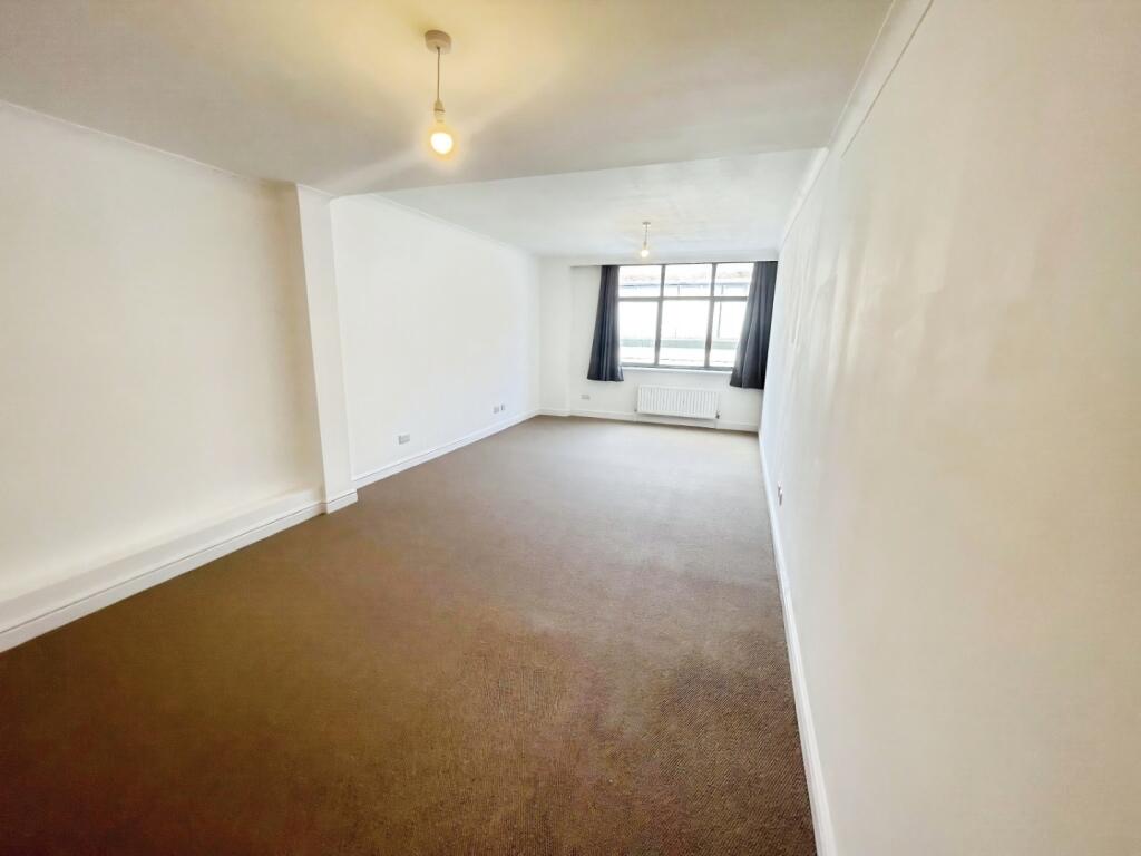 pbox-bedroom-344049.jpg