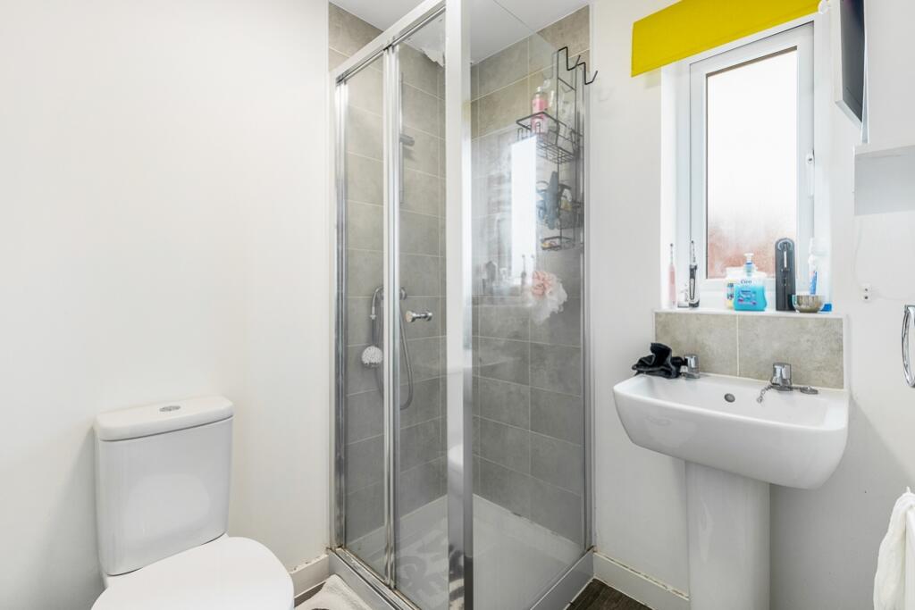 26 Swift Gardens (Kirton)-16