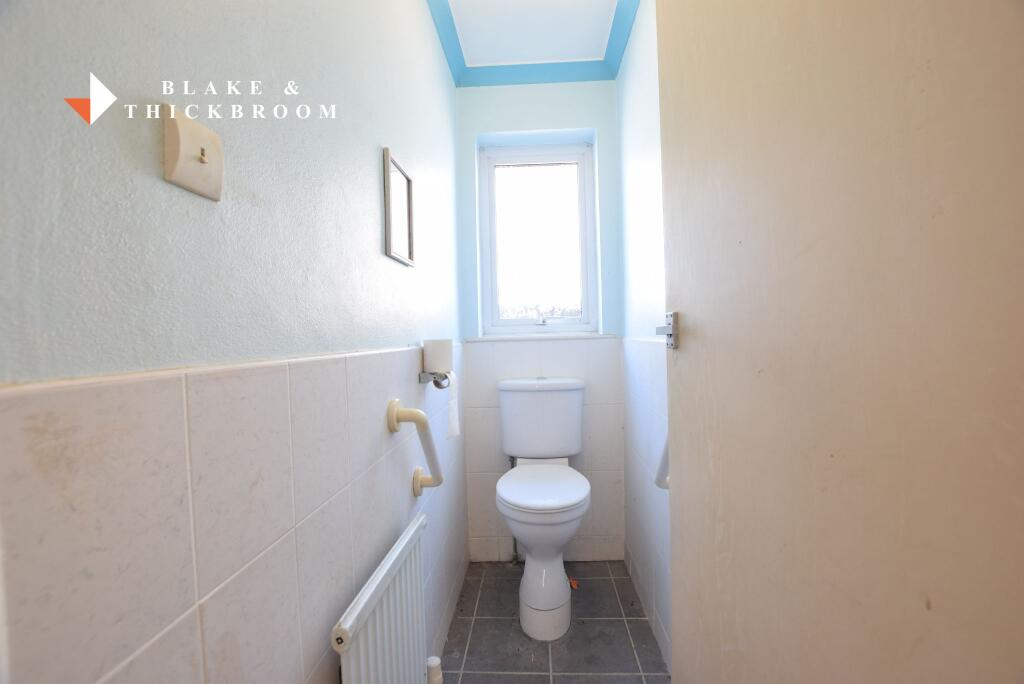 SEPARATE WC