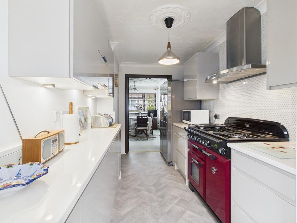 CAM05068G0-PR0051...