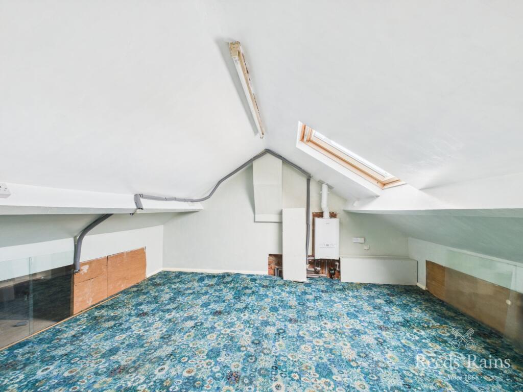 Loft Room 1