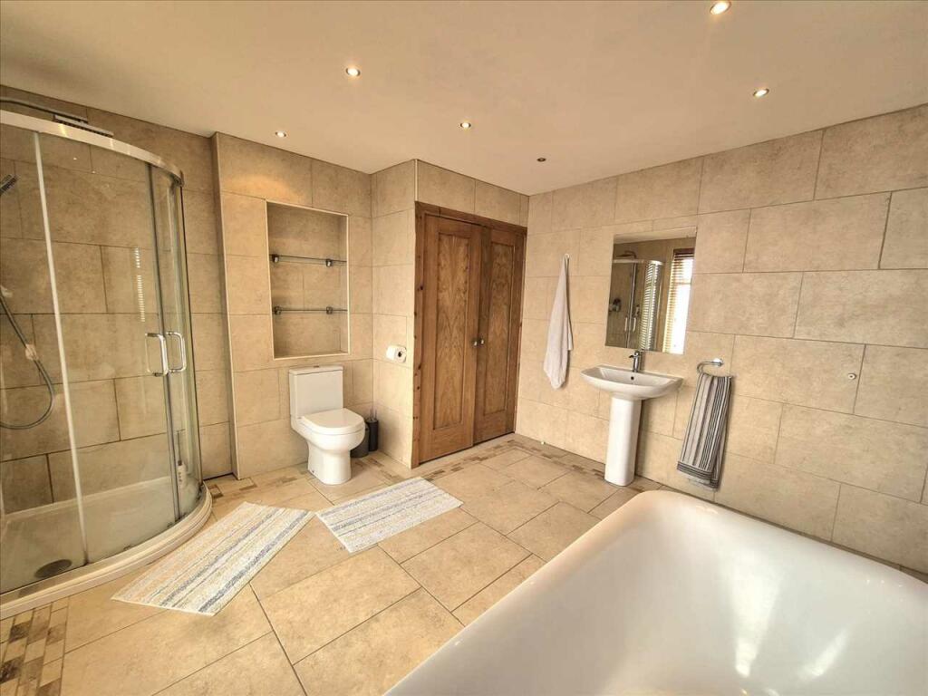 Bathroom-2nd Image