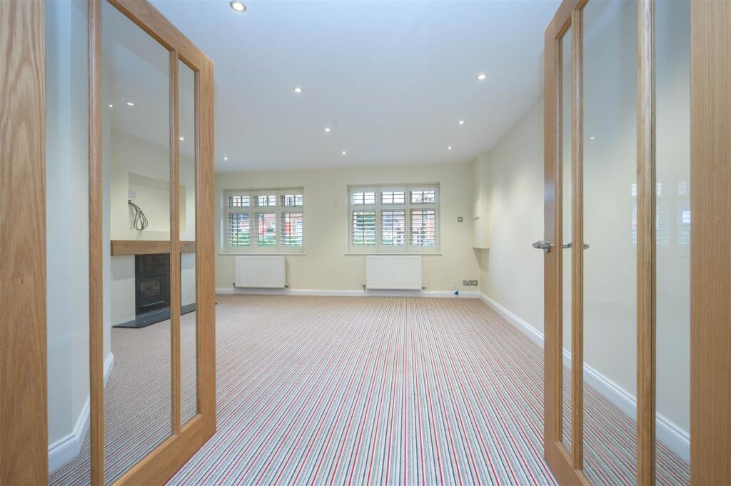 Family/Sitting Room