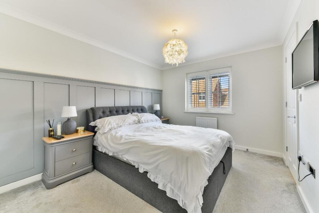 HAYTON CRESCENT,  (11).jpg