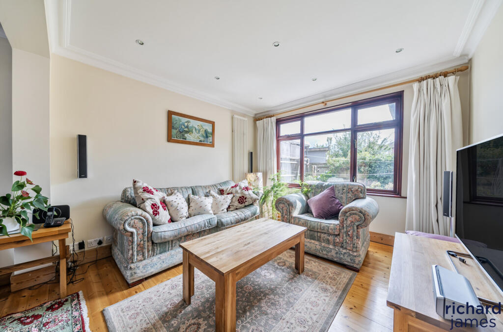 08fa9cabf97b4a4988f69a19c6364da0