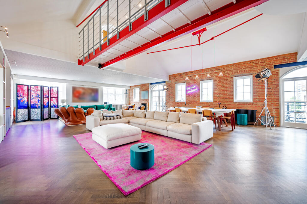 7 Old Library Apartments (13).jpg