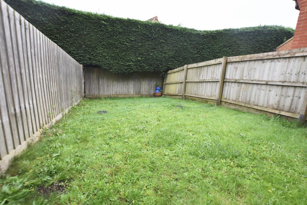 3 Whittington Chase garden