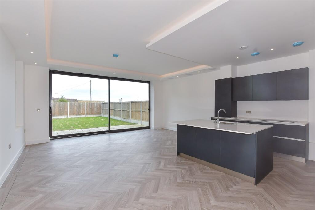 Lounge/ Kitchen/ Diner