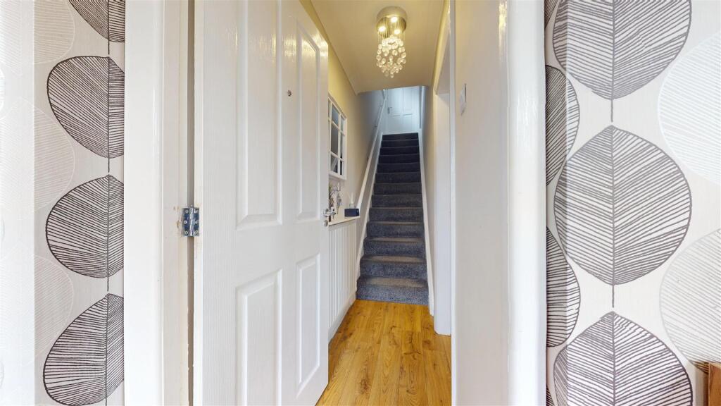 Barwell Avenue Hallway