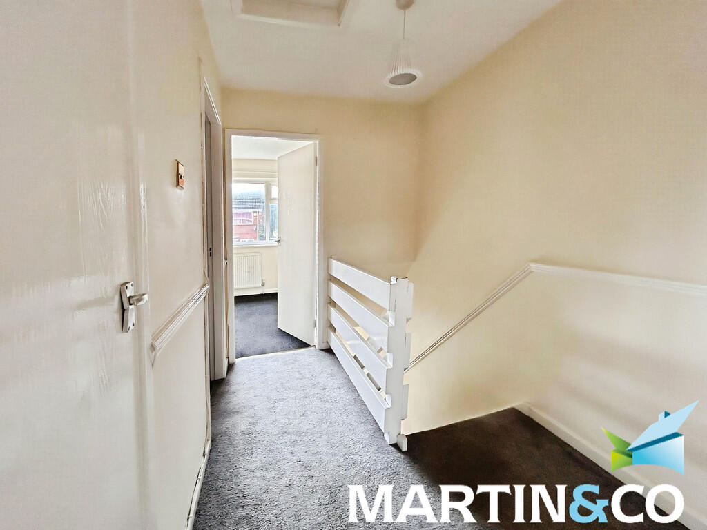 7ea692f9-IMG-2025...