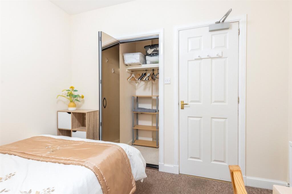 Ivory Court 19