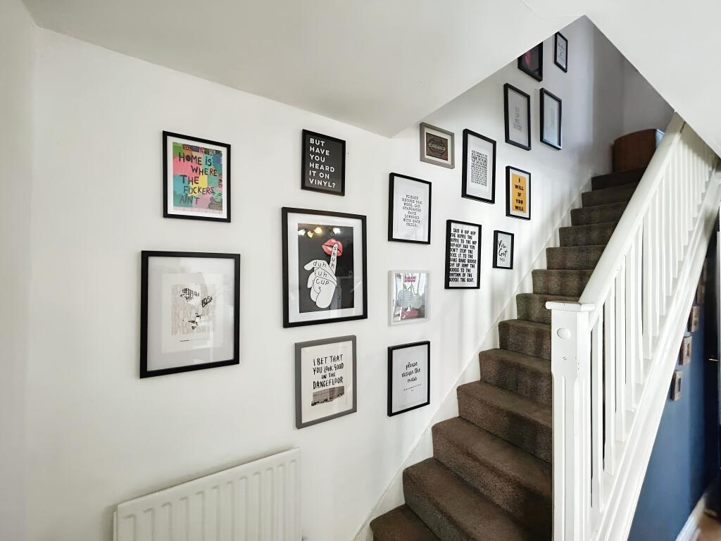 081d1033-31fccd26-b38e-464d-965f-5441746a974d