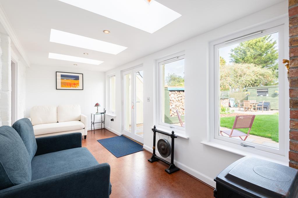 SUNROOM LEFT