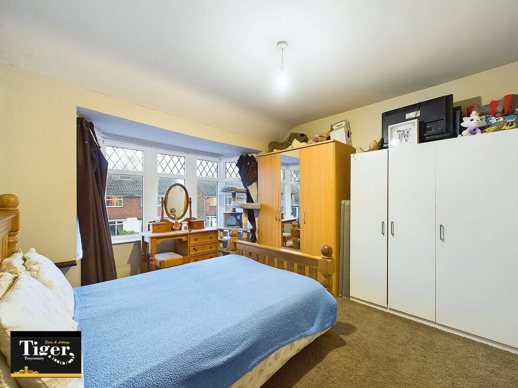 CAM02176G0-PR0419...