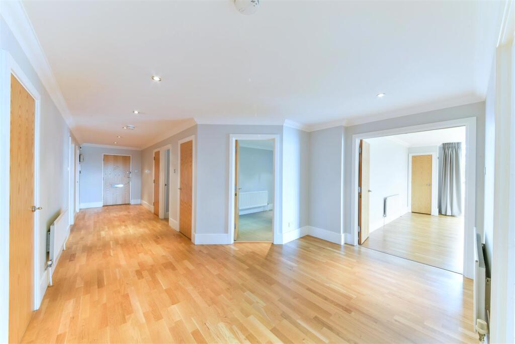 DUNBAR WHARF, 12-32.jpg