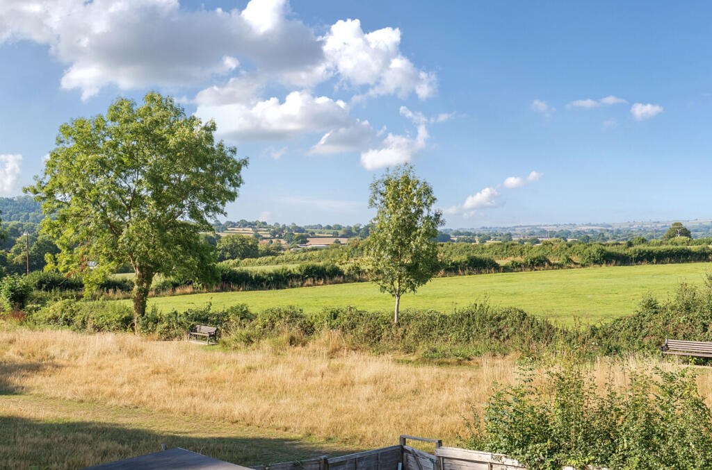 1343821-22-68a6ef...