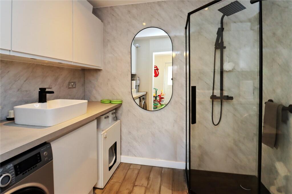 Utility/ Shower Room