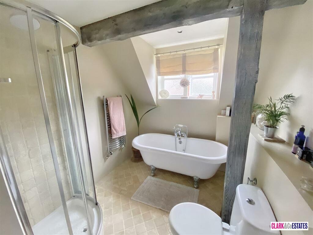 Ensuite