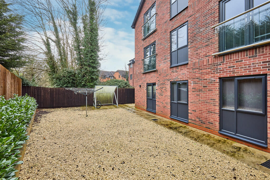 Edward Knight 202...