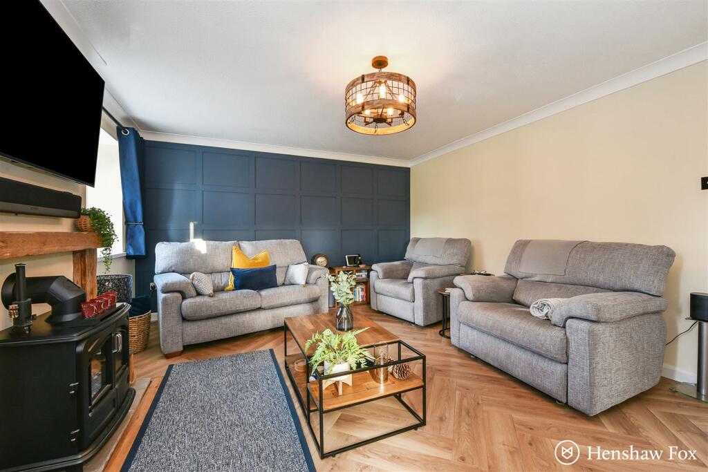 Ph5_5606089 - Copy.jpg