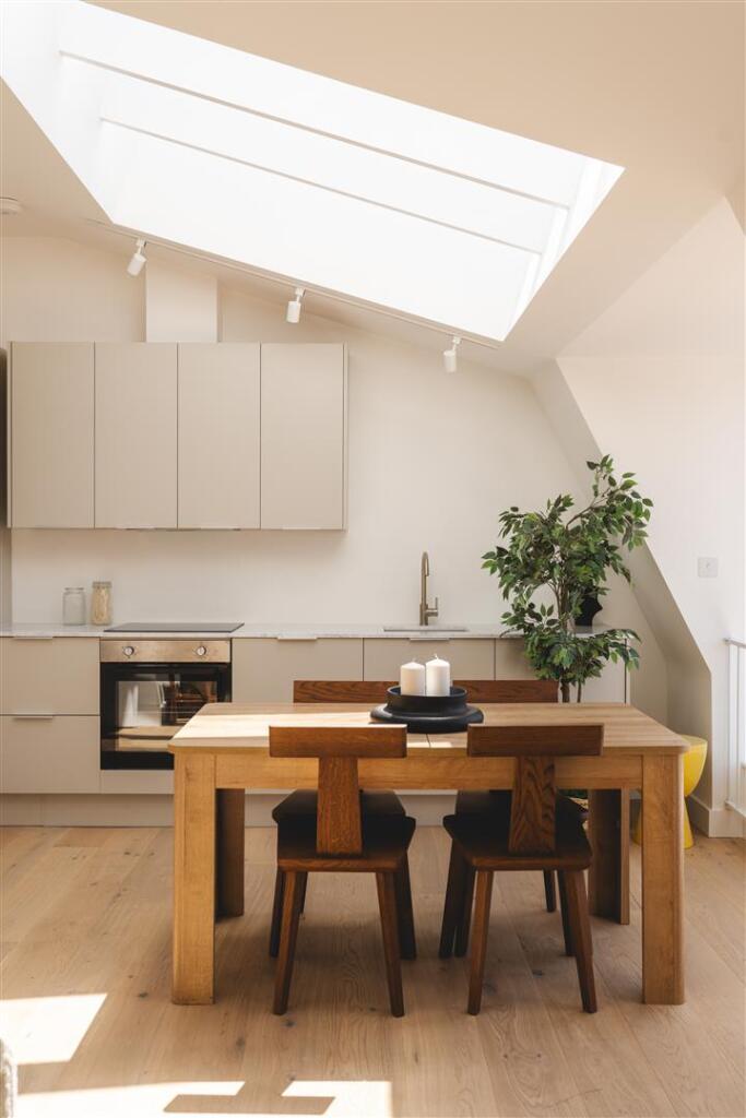 Clissold Crescent-36.jpg