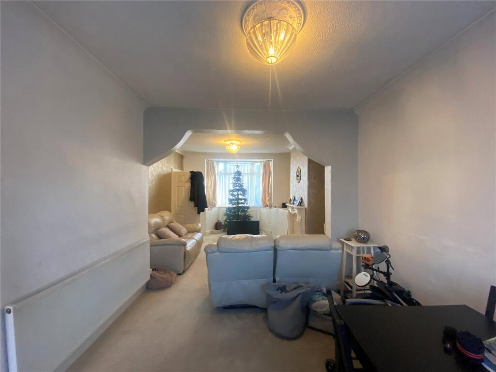 Through Lounge