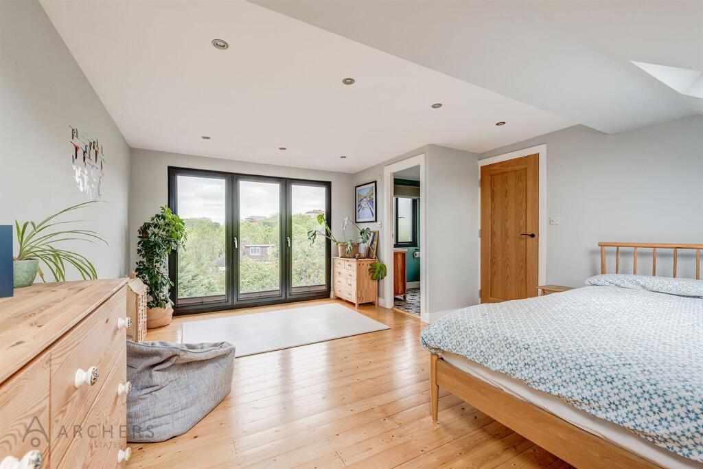 5ToftwoodAve(Interior)(34of41).jpg