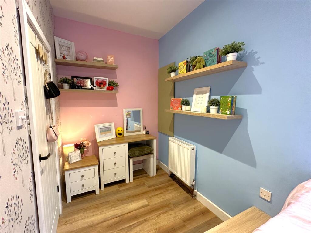 Third Bedroom 654