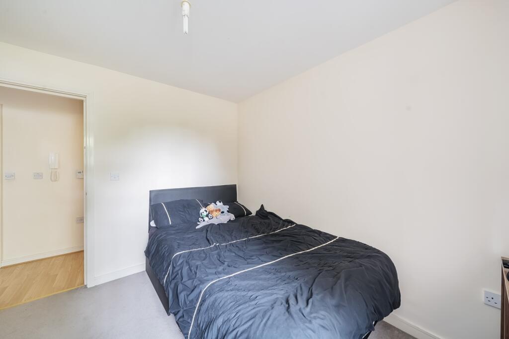 1341734-9-68a444c58c2e4