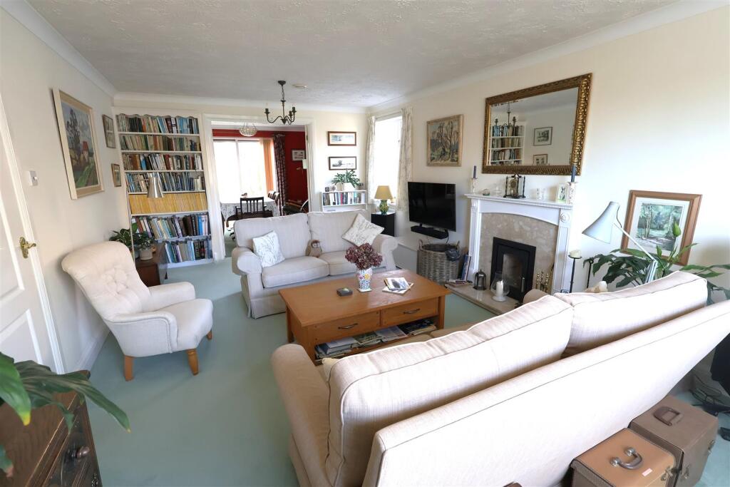 sitting room.JPG